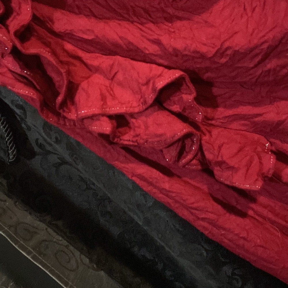 Top - Picture 2 of 2